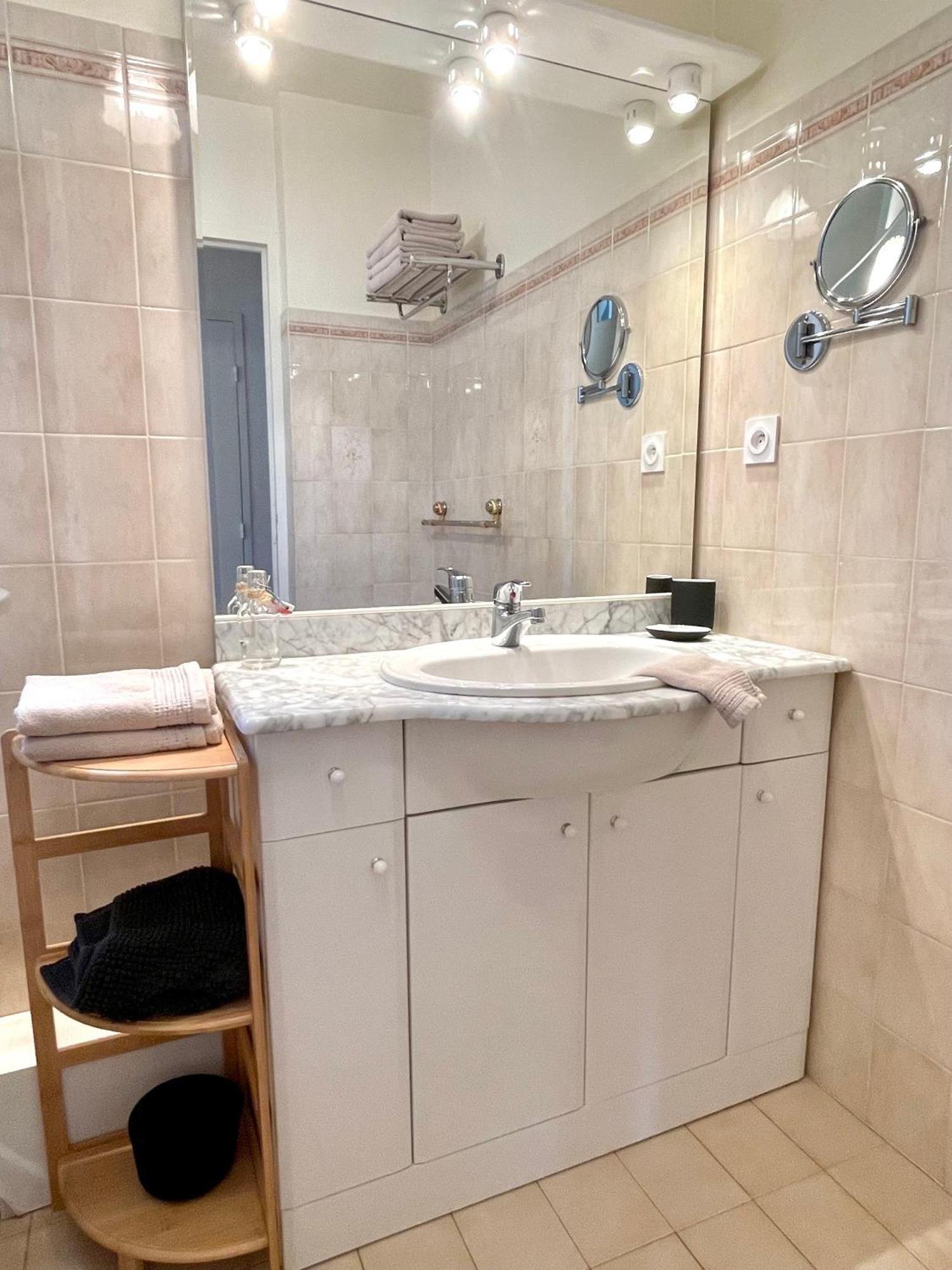 Appartement Plage Et Nature Saint-Raphaël Εξωτερικό φωτογραφία