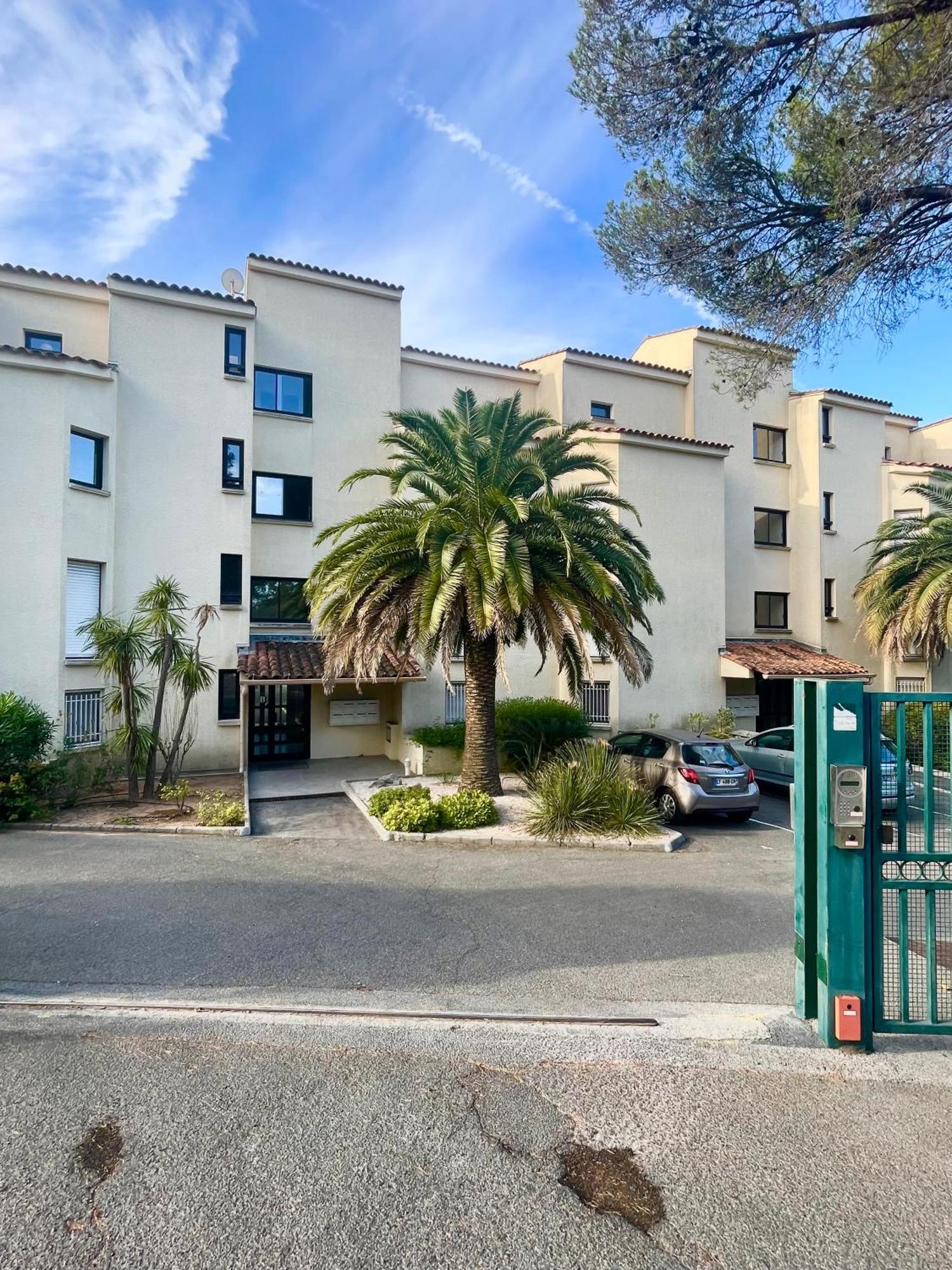 Appartement Plage Et Nature Saint-Raphaël Εξωτερικό φωτογραφία